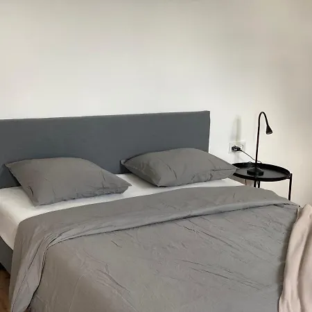 Apartment Farawayhomes Studio Klagenfurt #2 Klagenfurt am Woerthersee